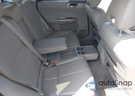 2010 Subaru Forester 2.5X Limited z USA, uszkodzony, nr VIN JF2SH6DC8AH746743